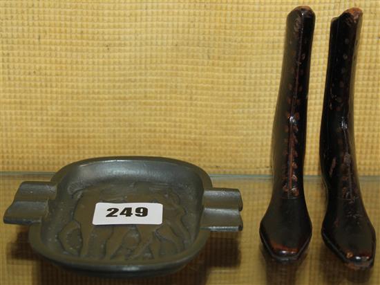 1930s David Anderson ashtray & Victorian treen ladies boots